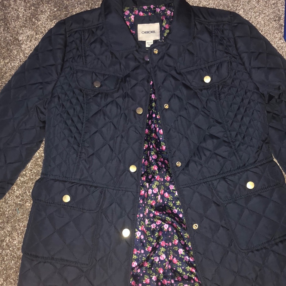 A nice puff jacket, not too puffy but just right